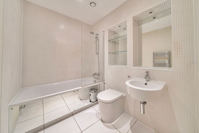 Flat 305, Causton House, London photo 4