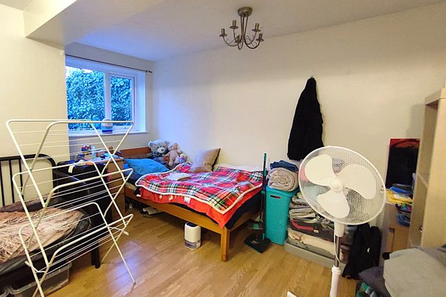 13, Walker Road, Cardiff photo 2