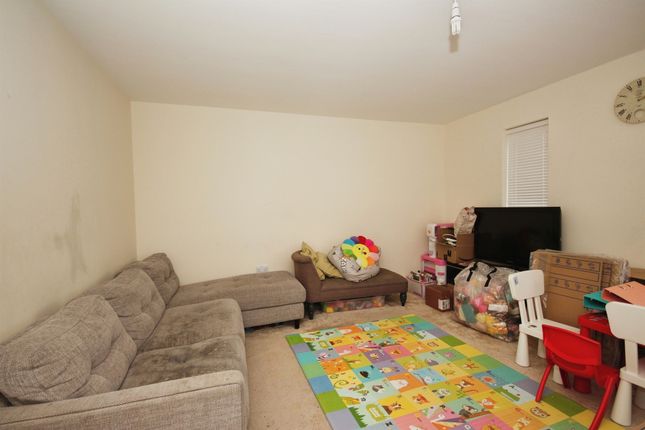 1, Renshaw Drive, Leamington Spa photo 3
