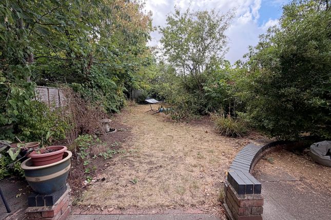 33, Randall Road, Kenilworth photo 2