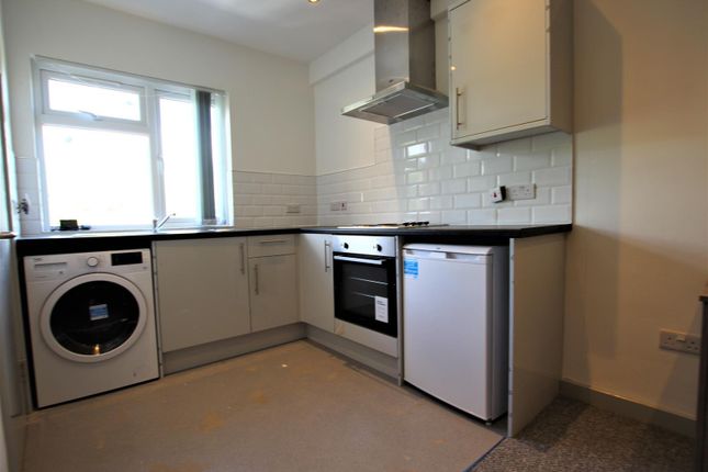 Studio to rent in Narborough Road, Leicester