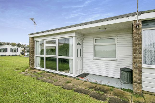 Mobile/park home for sale in Newport Road, Hemsby, Great Yarmouth