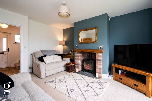 11, Trenchard Avenue, Hereford photo 3