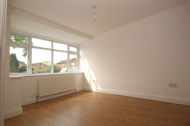 End terrace house to rent in Bilton Road, Perivale, Middlesex