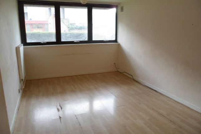 3 bed duplex to rent in Tavistock Crescent, Westminster