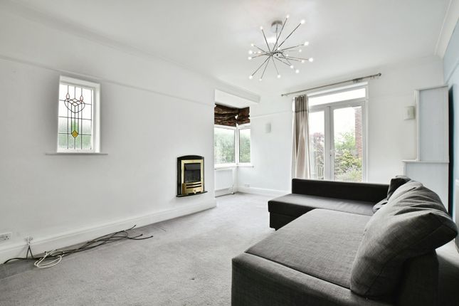 8, Egerton Road, Hale photo 4