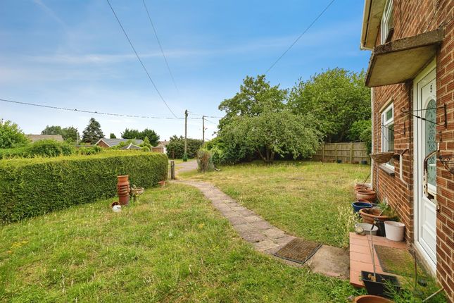 5, Manor Road, DISS photo 3