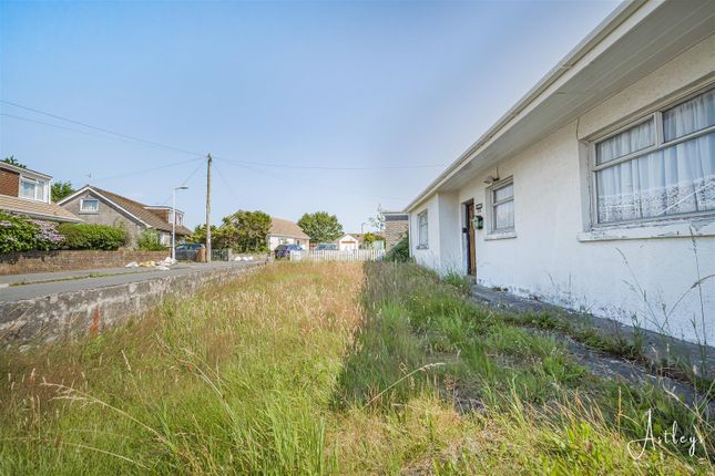 5, Beaufort Drive, Swansea photo 4