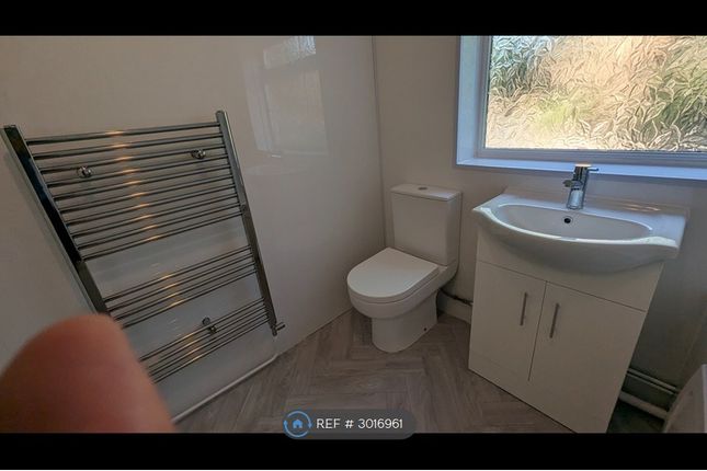 Green St, Morriston, Swansea photo 3