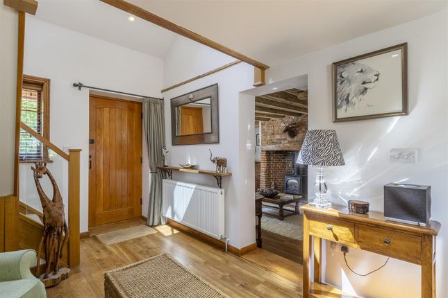 Pear Tree Cottage, South Street, Faversham photo 4