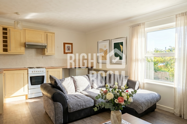 1C Albert Road South, Southampton photo 3