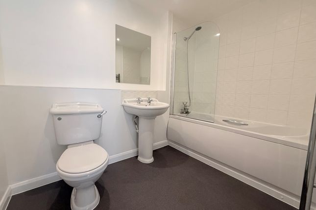 148, Dragon Road, HATFIELD photo 5