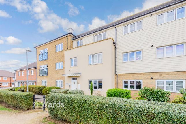 2-bed flat on 44, Clayhill Gardens, Rochester, £210,000