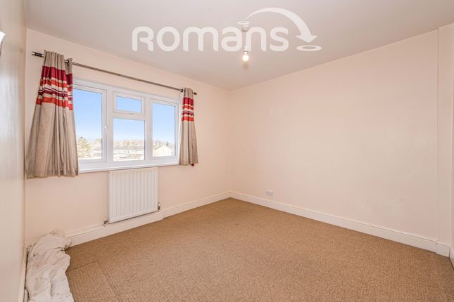 11 Dempsey Houses, The Meadway, Reading photo 5