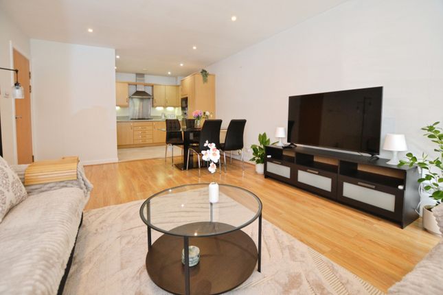 Flat 2, 2, Western Harbour Terrace, Edinburgh photo 4