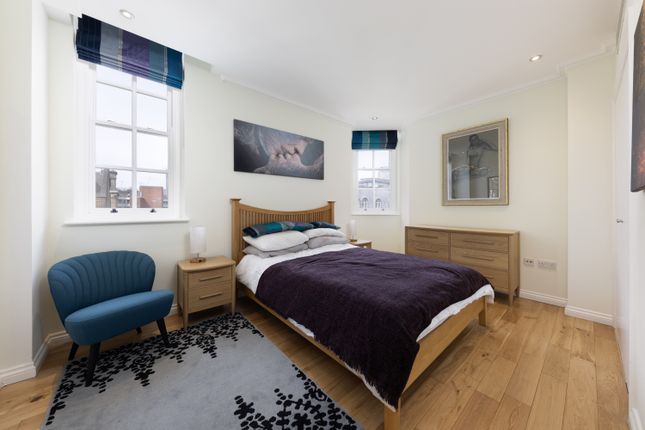 Flat for sale in 68 Vincent Square, Westminster, London