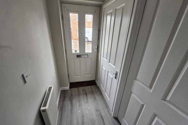 15, Stonefont Grove, Barnsley photo 2