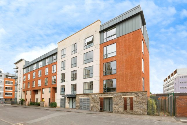 Thumbnail Flat for sale in Bishop Street, Bristol