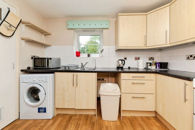 31, Viaduct Way, Welwyn Garden City photo 2
