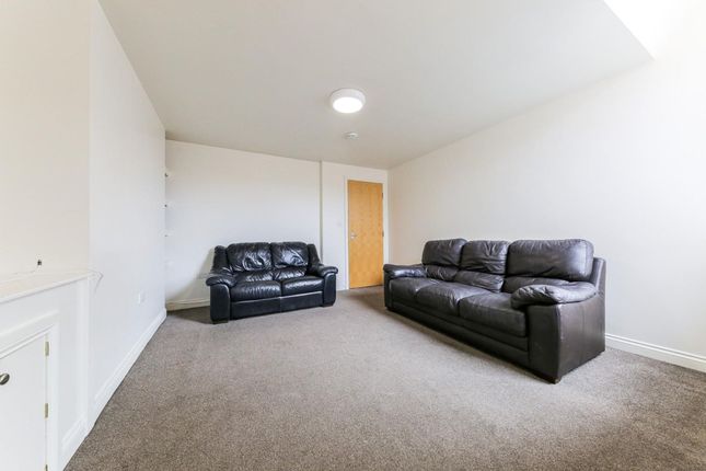 61 Buston Terrace, Newcastle Upon Tyne photo 4