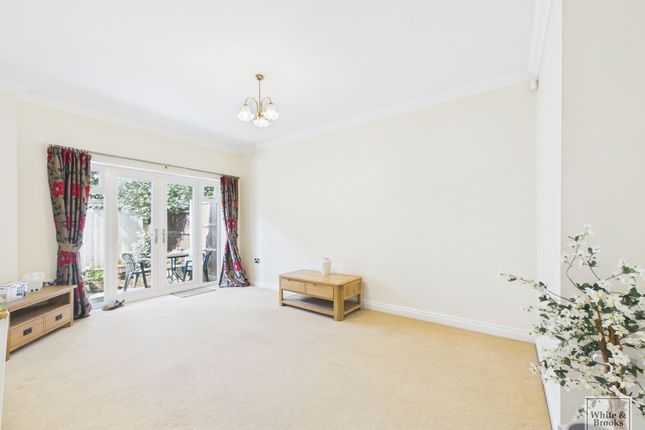 Flat 2, Bernardsgate, Chichester photo 3