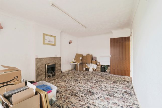 30, Valley View Drive, Scunthorpe photo 3