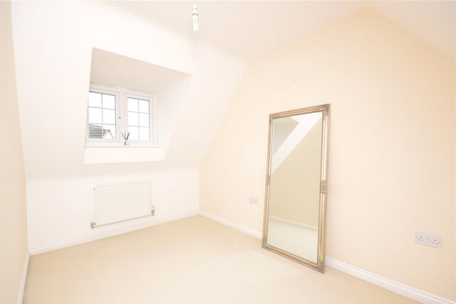 Town house for sale in Scholars Gate, Garforth, Leeds, West Yorkshire