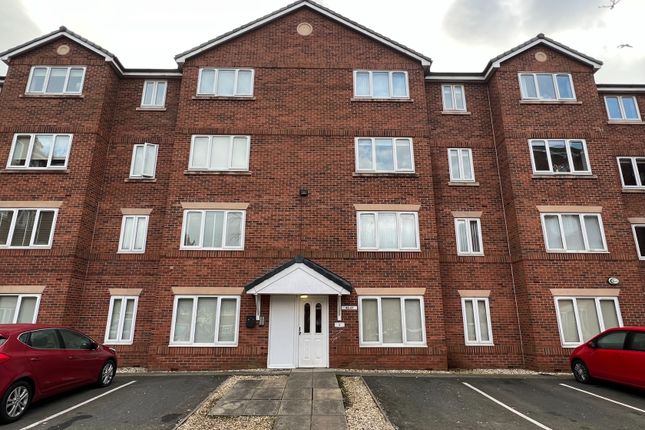 Flat to rent in Woodsome Park, Gateacre, Liverpool