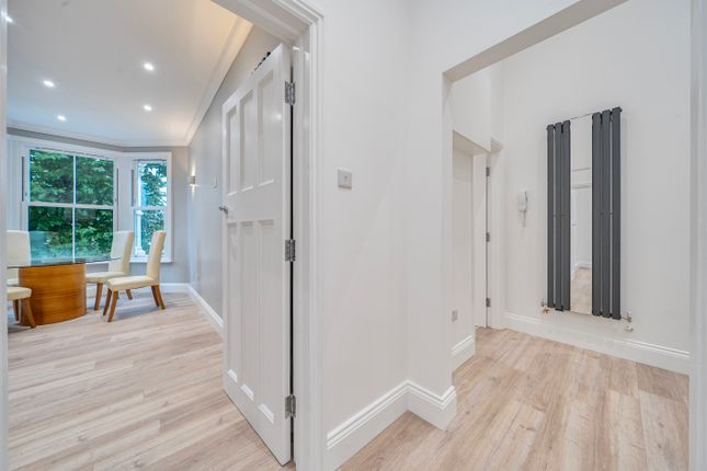 58E, Pepys Road, London photo 4