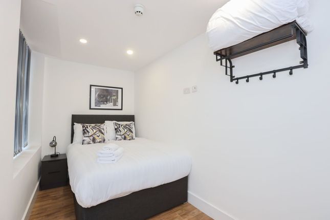 Flat to rent in Wood Street, Liverpool