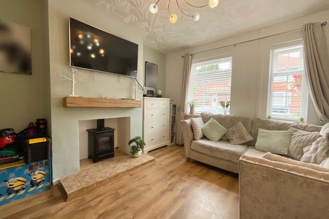 42 Osborne Grove, Crewe photo 2