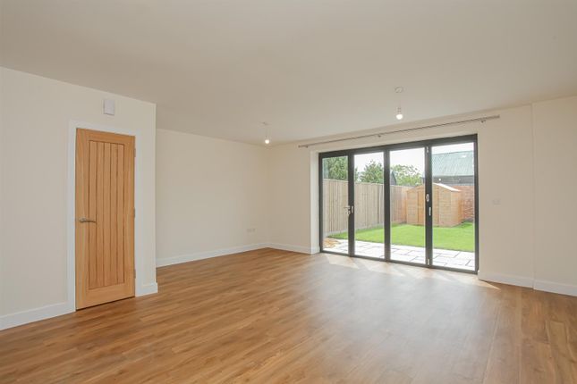 24, Aster Close, Didcot photo 4