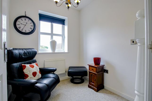 Town house for sale in Sweet Briar Close, Clayton Le Moors, Accrington