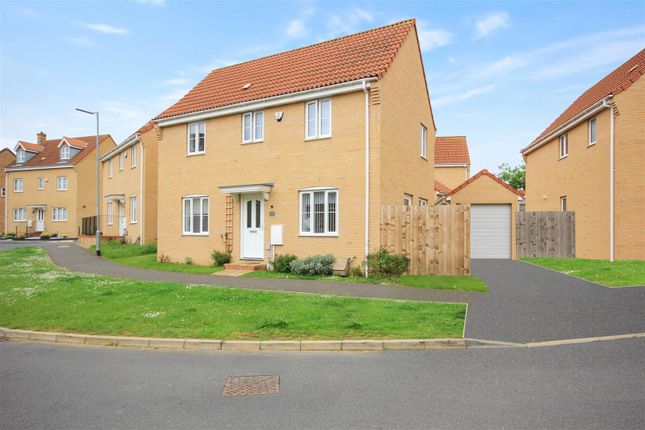 Thumbnail Detached house for sale in Vicarage Road, Rushden