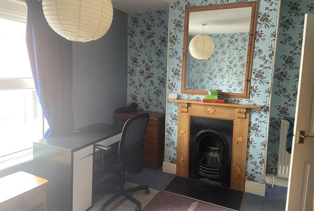 15, Victoria Road Devon, Exeter photo 5