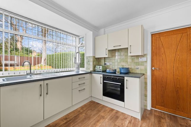 4 Melrose Grove, Moorgate, Rotherham photo 3