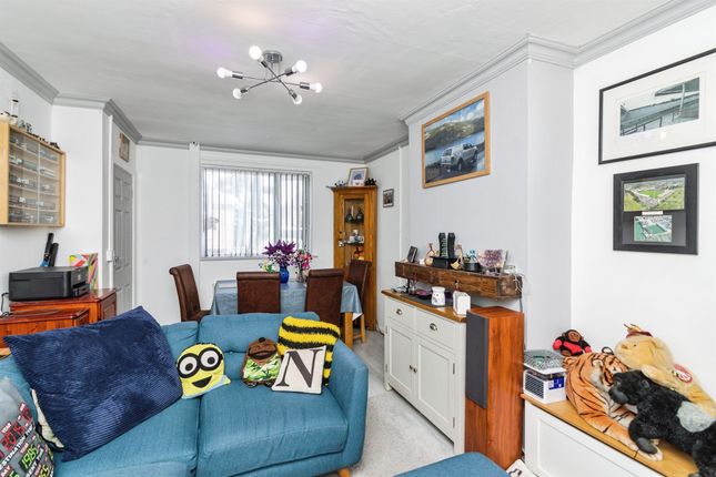 22, Notley Road, Lowestoft photo 3