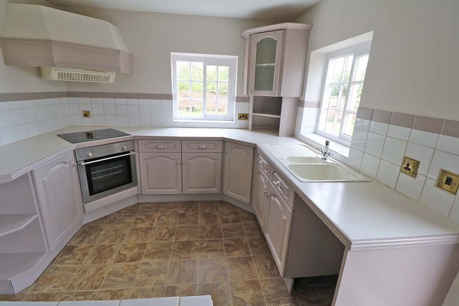 Cottage for sale in Yorkshire Side, Eastoft, Scunthorpe