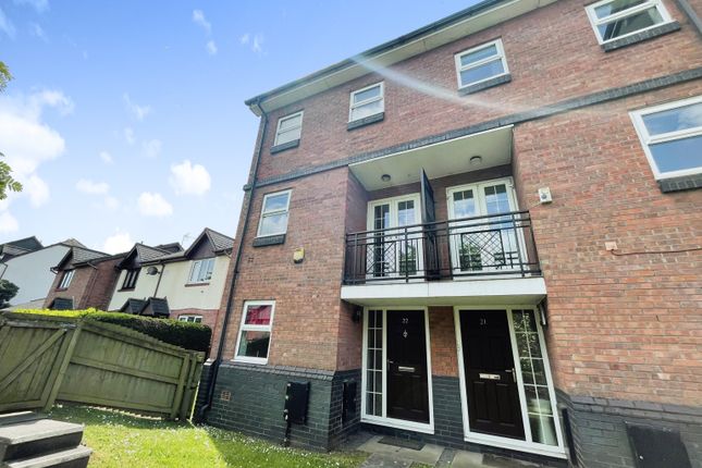 Town house to rent in Craiglee Drive, Cardiff