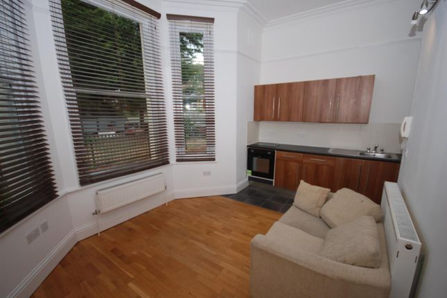 Flat 8, 23 Church Hill, Leamington Spa photo 4