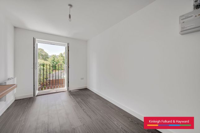 Flat 6, 62, Upper Tulse Hill, London photo 3