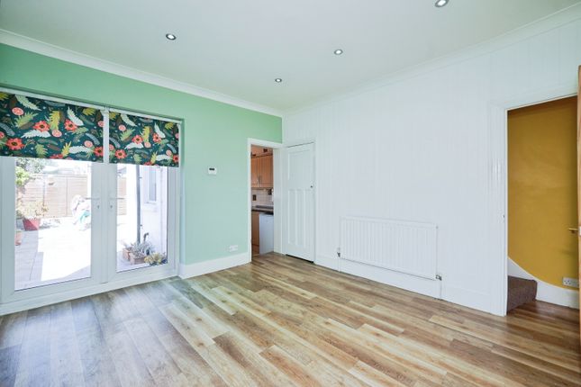 109, Black Bull Road, Folkestone photo 4