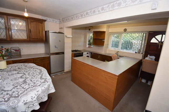 Town house for sale in Otter Croft, Shard End, Birmingham