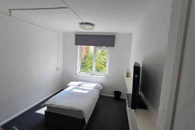68 Daisy Bank Road, Manchester photo 3