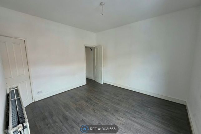 Highfield Road, Salford photo 3