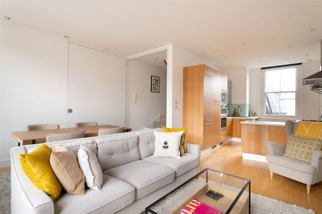 Flat for sale in Aynhoe Road, Brook Green, London