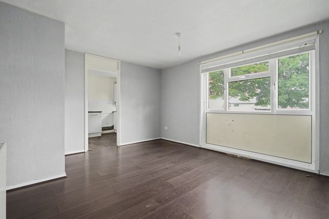 9 Heddon Close, Bradford photo 2