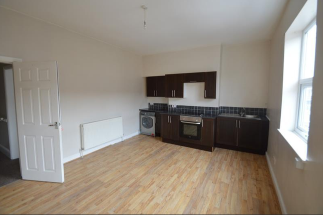2-bed flat on Flat 2, 63 Sherburn Street, Hull, £550/mo