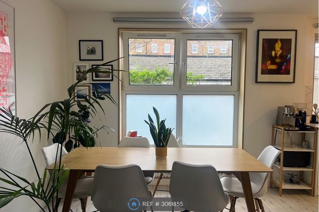 London Terrace, Hackney Road, London photo 2