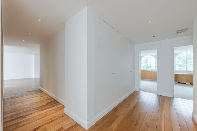 32, York Terrace West, London photo 4